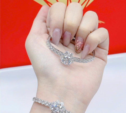 Vàng 610 Mẫu Trắng 5