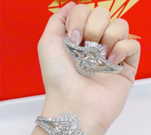 Vàng 610 Mẫu Trắng 1