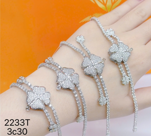 Lắc Đúc 610 Mẫu Trắng 2