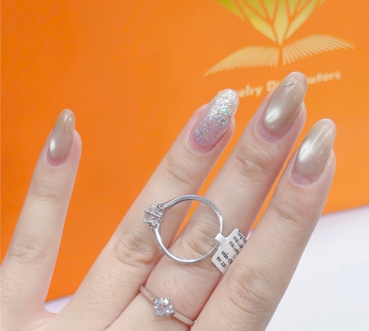 Nhẫn 610 Mẫu Trắng 85